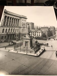 A black and white photo of the city hall.